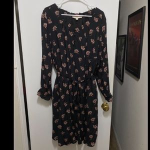 EUC LOFT Plus black floral print dress